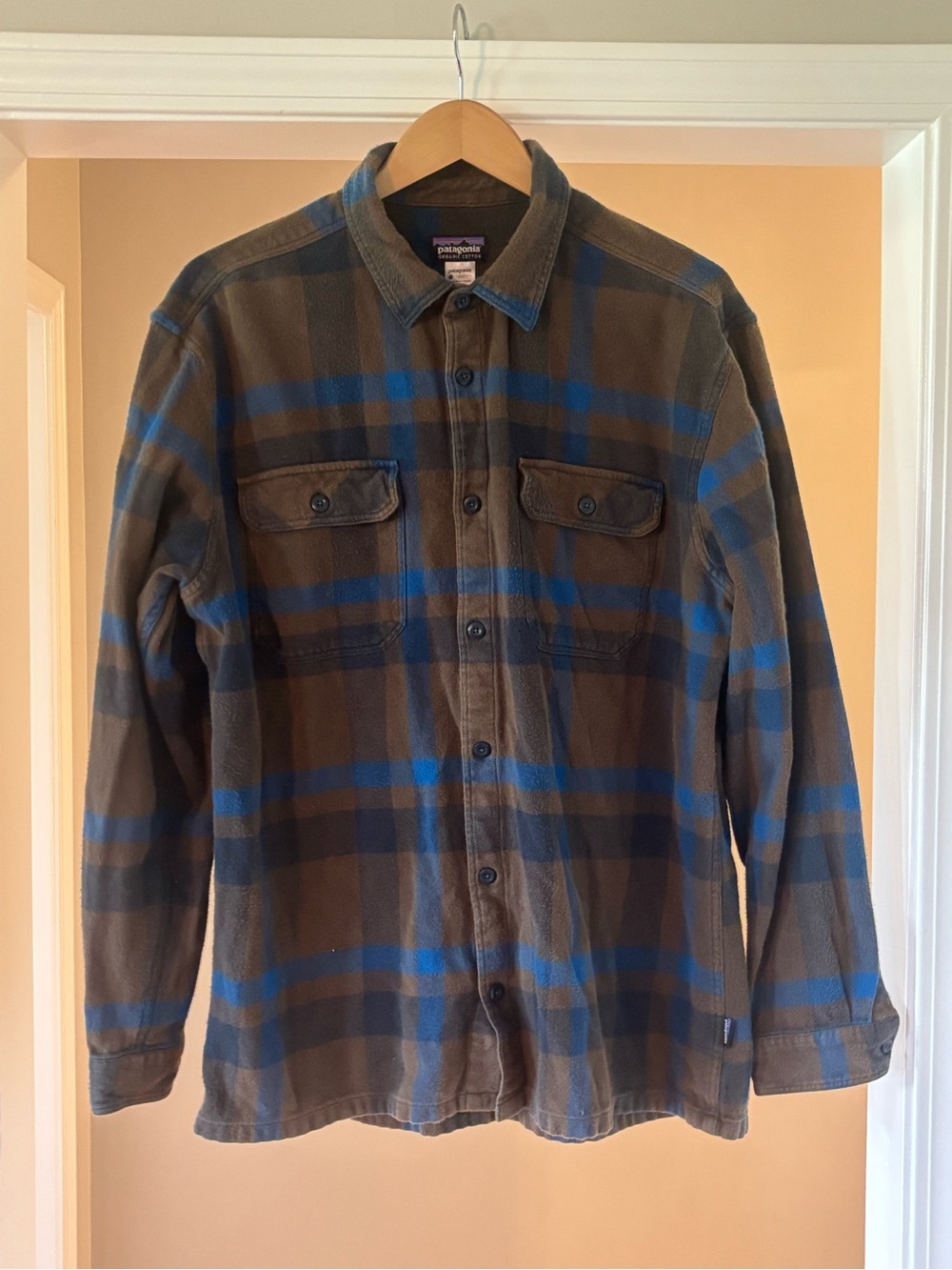 Patagonia Brown and Blue Plaid Organic Cotton Shirt Jacket